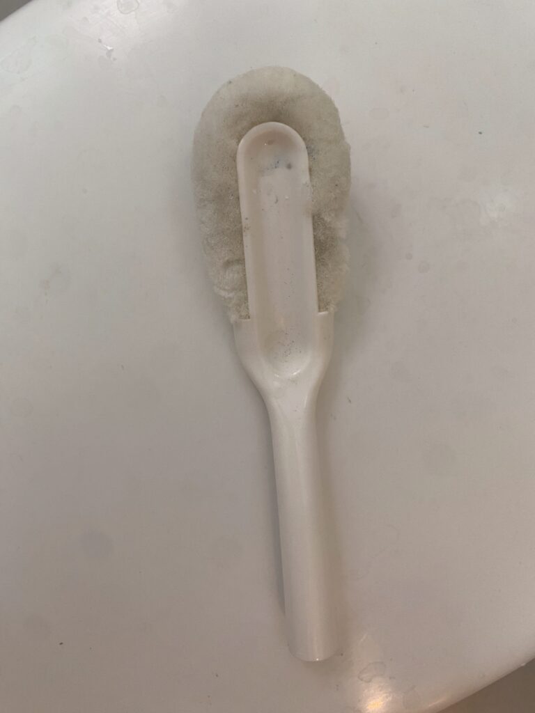cleaning-supplies-10 小刷子
