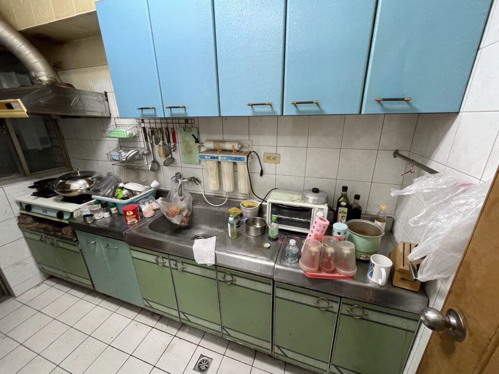 home-cleanin-guide-4 尚未整理的廚房,
