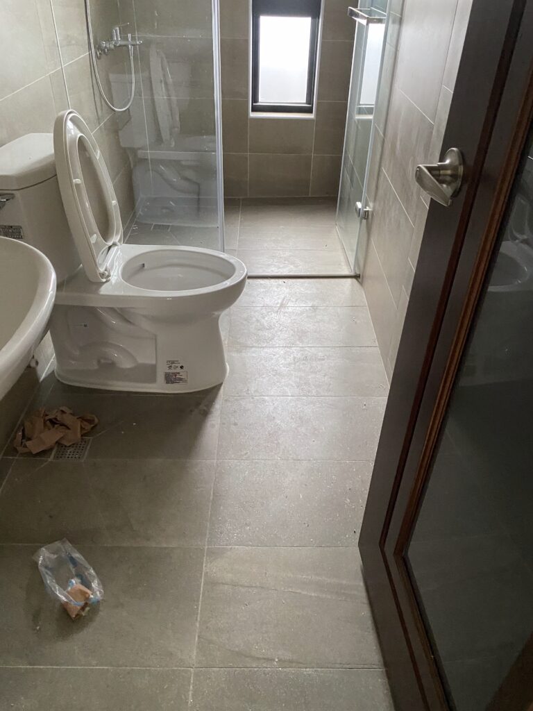bathroom-cleaning-7 髒亂浴室