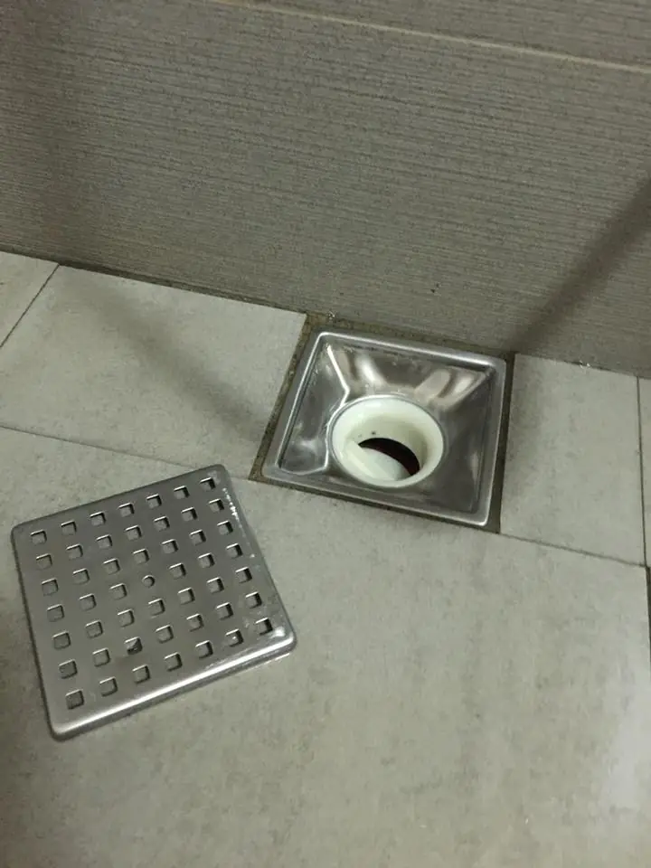 已經清乾淨的排水孔