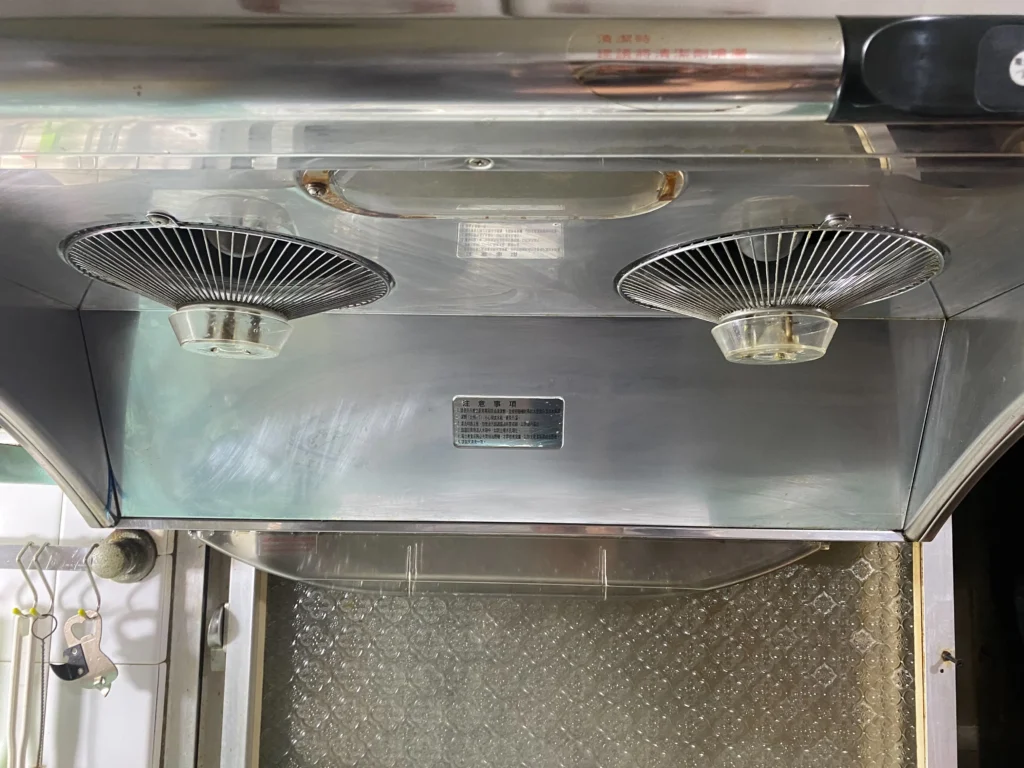 range-hood-clean-4 洗乾淨的抽油煙機